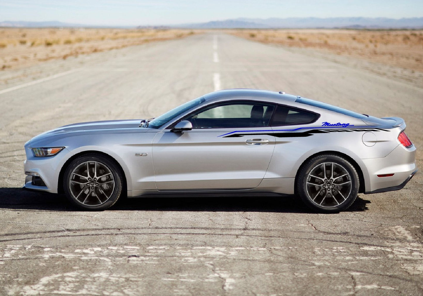 Custom Graphics For Ford MUSTANG | Mustang vinyl racing stripes