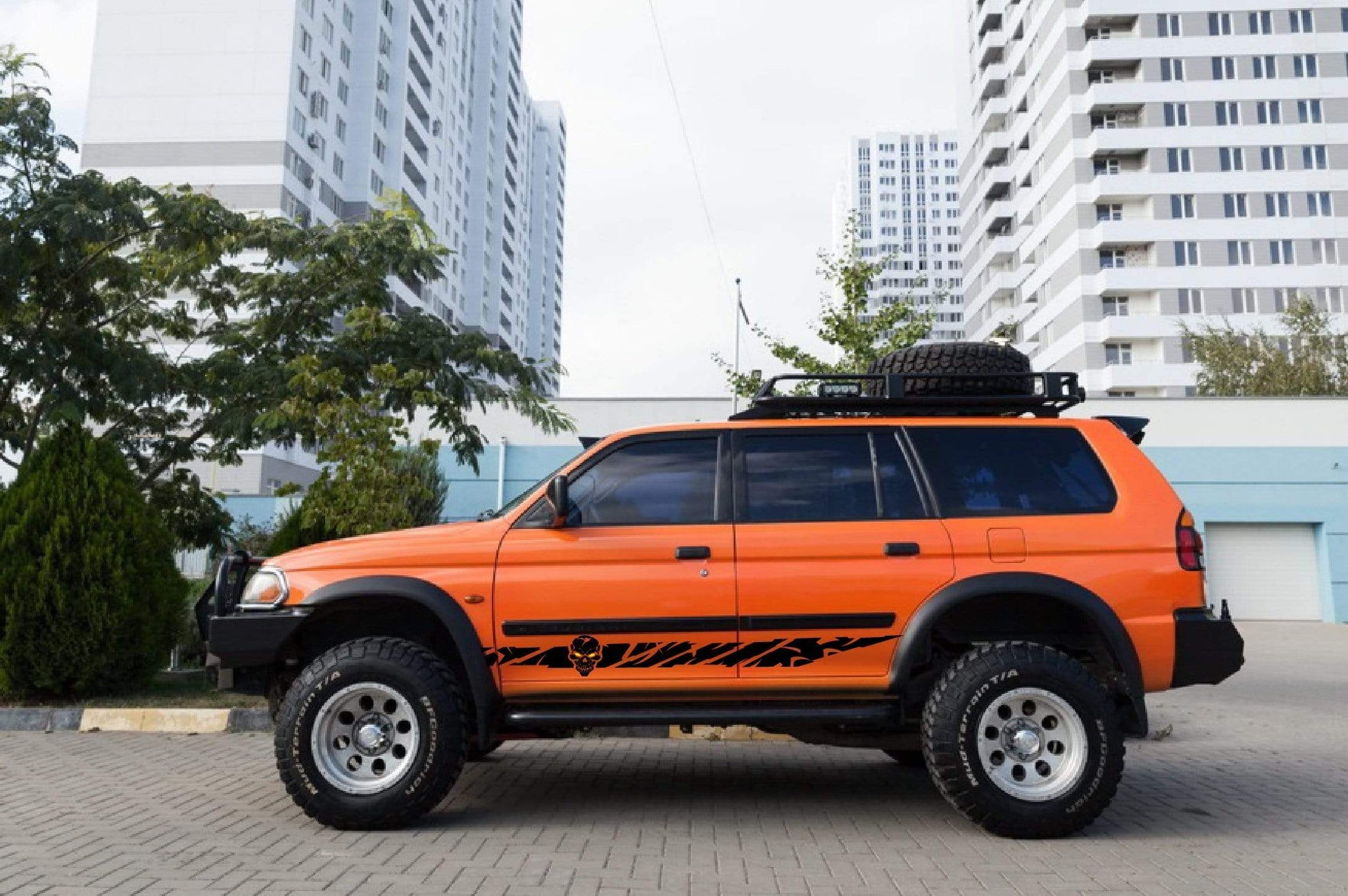 Premium Quality Stickers Compatible with Mitsubishi Pajero Skull Line Design Decorative decals
