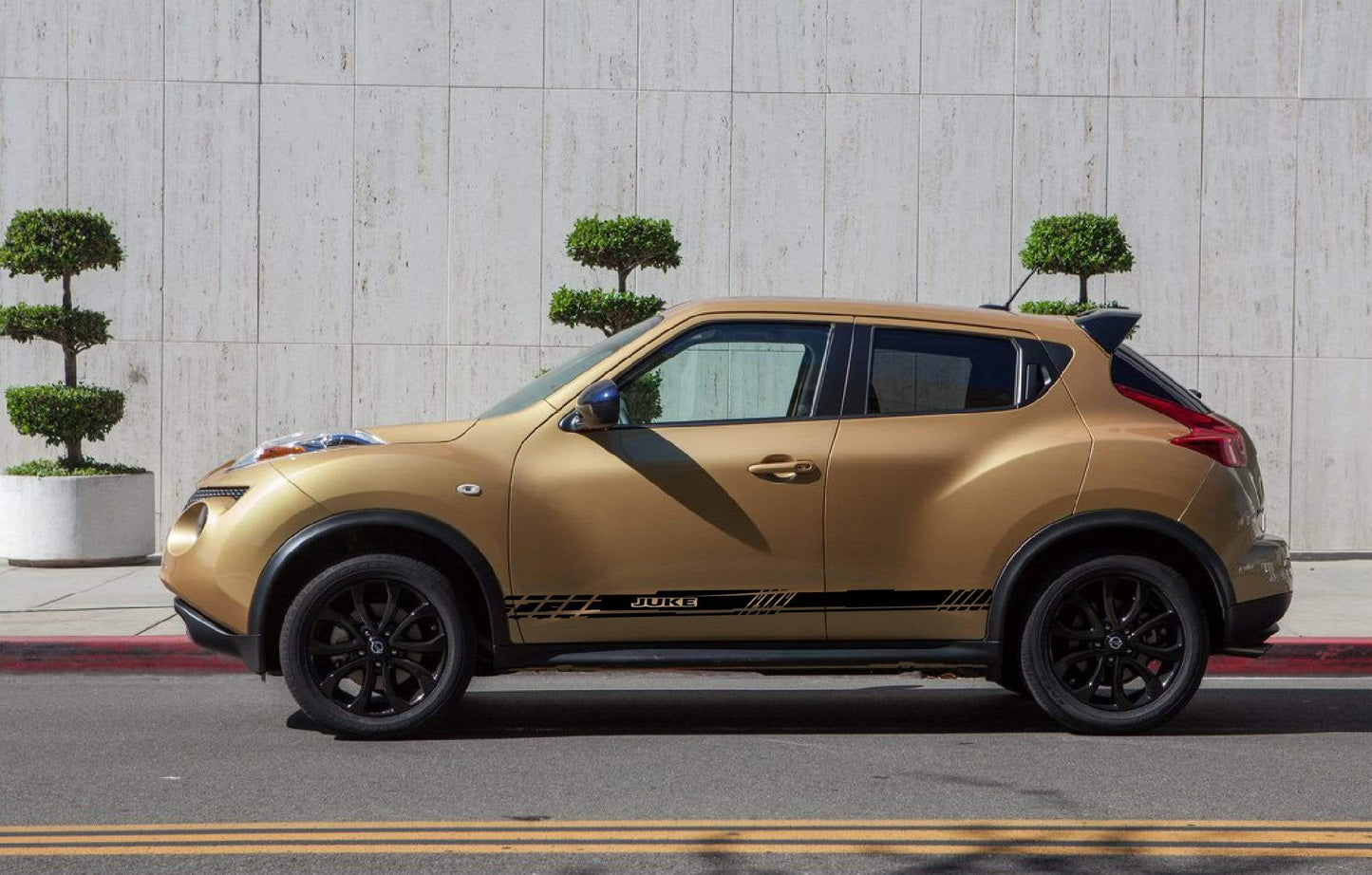 Racing Side Stripes Vinyl Decal Kit for Nissan Juke– 2x Premium Stickers